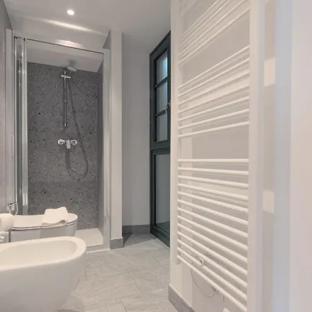 Ca Del Lasco - Modern In Classic Apartmán Bellano