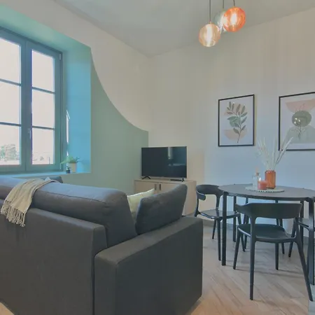 Ca Del Lasco - Modern In Classic Apartment Bellano